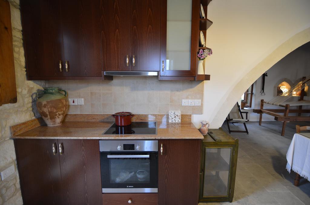 Aliki'S House 1+ 2 Guest House Polis ห้อง รูปภาพ